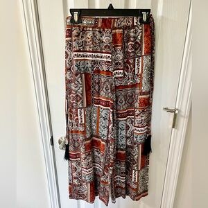 Comfy, flowy, light material, dress pants